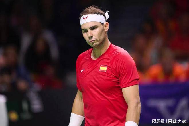 包含重磅！纳达尔在G2比赛中败北今夜克里夫兰骑士调整名单以备国王杯，赛前芝加哥公牛调整名单以备欧篮联的词条