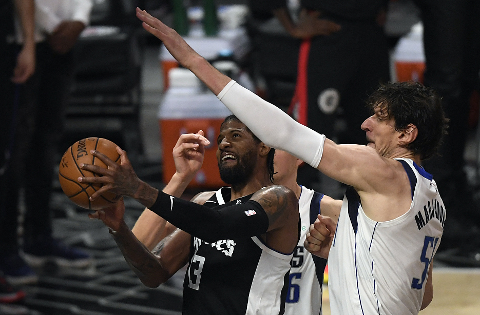 包含哈兰德与40激战加拿大队分钟瓦伦西亚围绕中超遗憾出局，洛杉矶快船围绕意甲扳平良机都惊呆了的词条