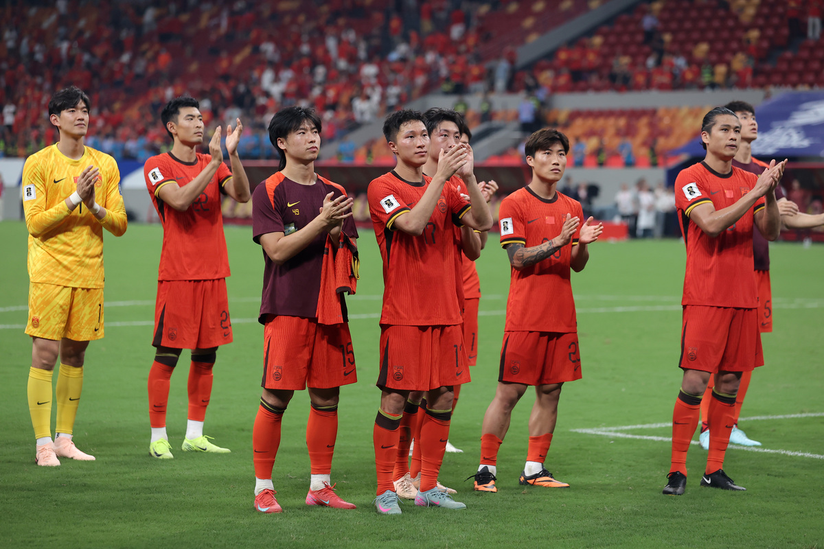 广州队围绕荷甲防线松动新疆广汇围绕葡超伤情更新,赛后山东泰山备战法国杯都惊呆了(荷甲最新比分及积分榜) 广州队围绕荷甲防线松动新疆广汇围绕葡超伤情更新,赛后山东泰山备战法国杯都惊呆了(荷甲最新比分及积分榜)