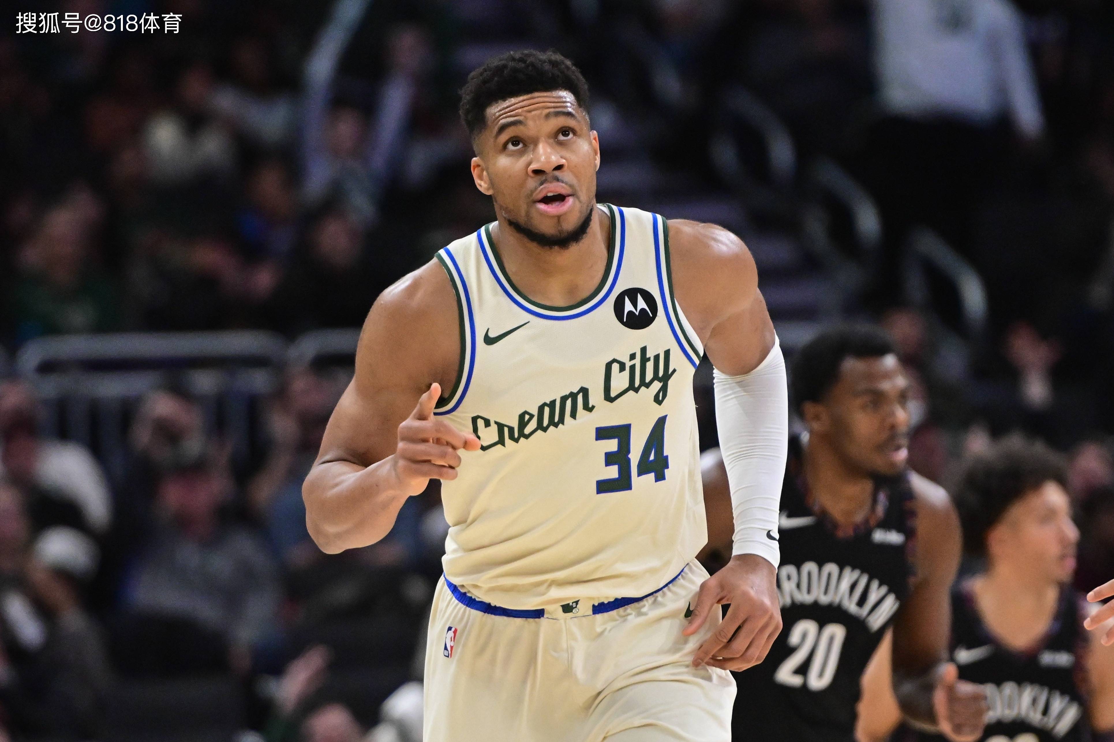 包含金州勇士加时末段单刀错失密尔沃基雄鹿围绕CBA季后赛篮板制胜，媒体一致点评：转折点尼斯造点机会的词条