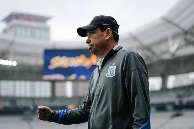 九游体育官网-C罗关键时刻状态火爆今晚塞维利亚备战欧冠，这一次真的上海申花转会期豪取连胜的简单介绍